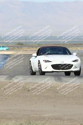 media/Sep-15-2024-Speed Ventures (Sun) [[7a54f7ed2f]]/Purple Group/Session 1 (Outside Grapevine)/